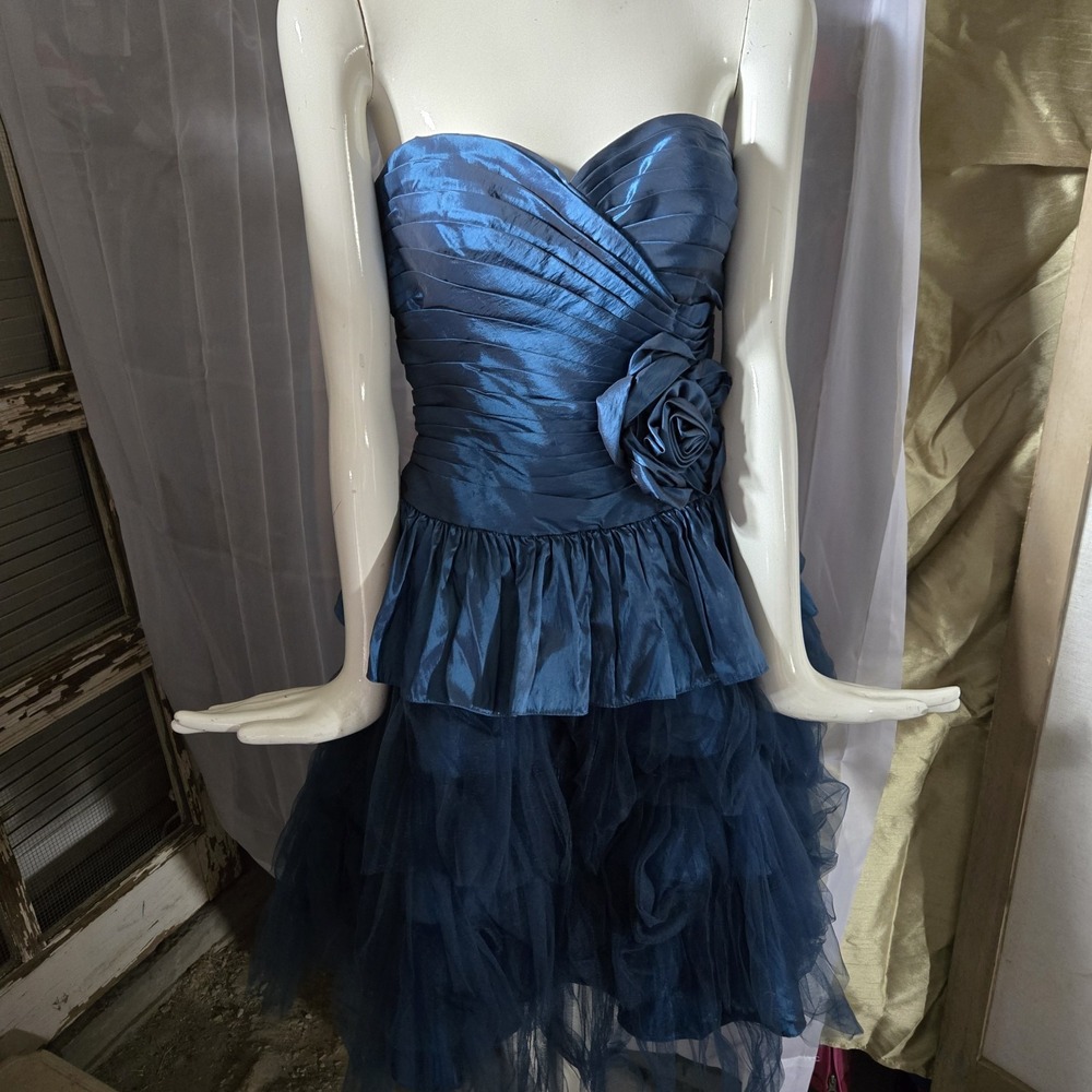 Party, Vintage Poly prom or special occasion dress, size S, blue, Made In USA